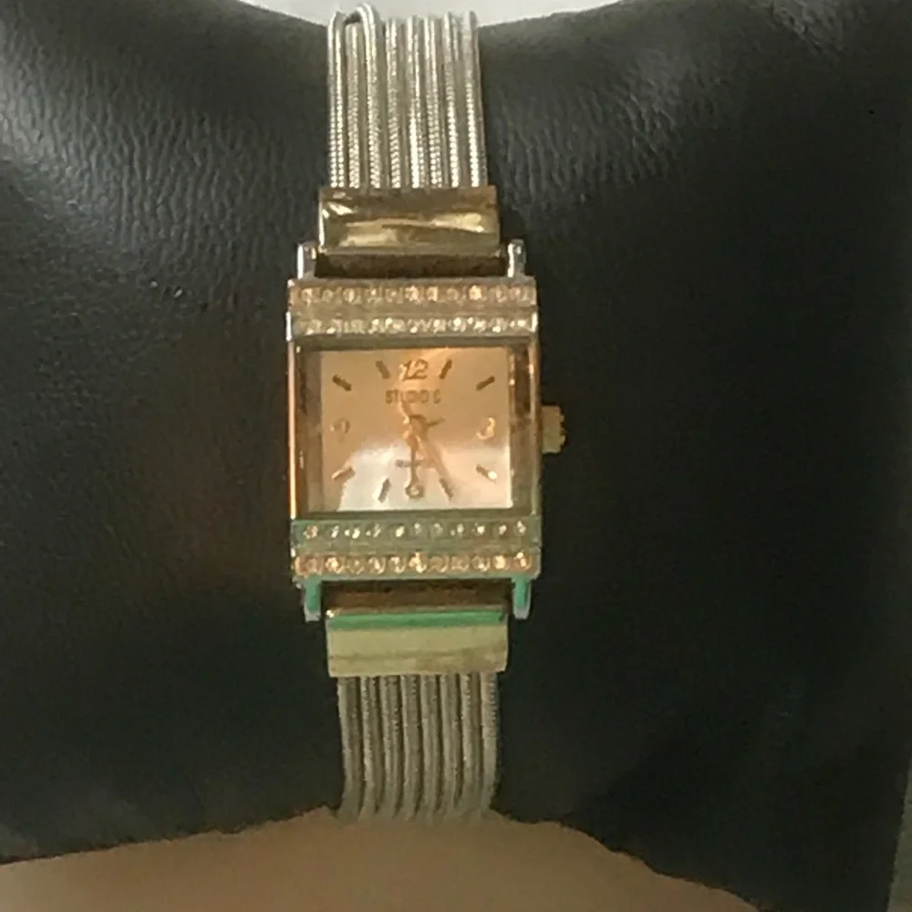 Studio‎ C Watch
